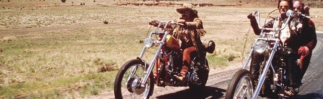 L'UE decide il futuro della moto: sicurezza, limiti ed ecologia