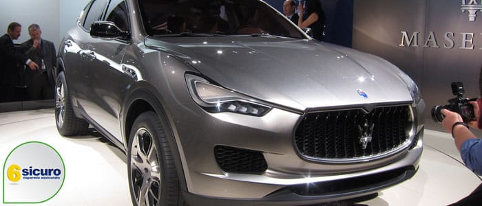 maserati levante interni prezzo dimensioni