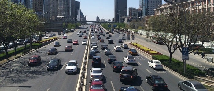 V2V: evitare il traffico con la tecnologia