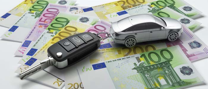 Finanziamento auto: come funziona, tassi di interesse e domanda