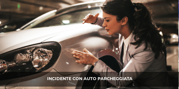 incidente con auto parcheggiata